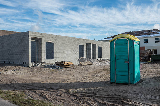 Best Portable restroom trailer rental  in Kensington Park, FL